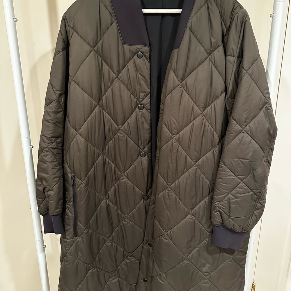 Lululemon Quilted Women's Jacket - olive green